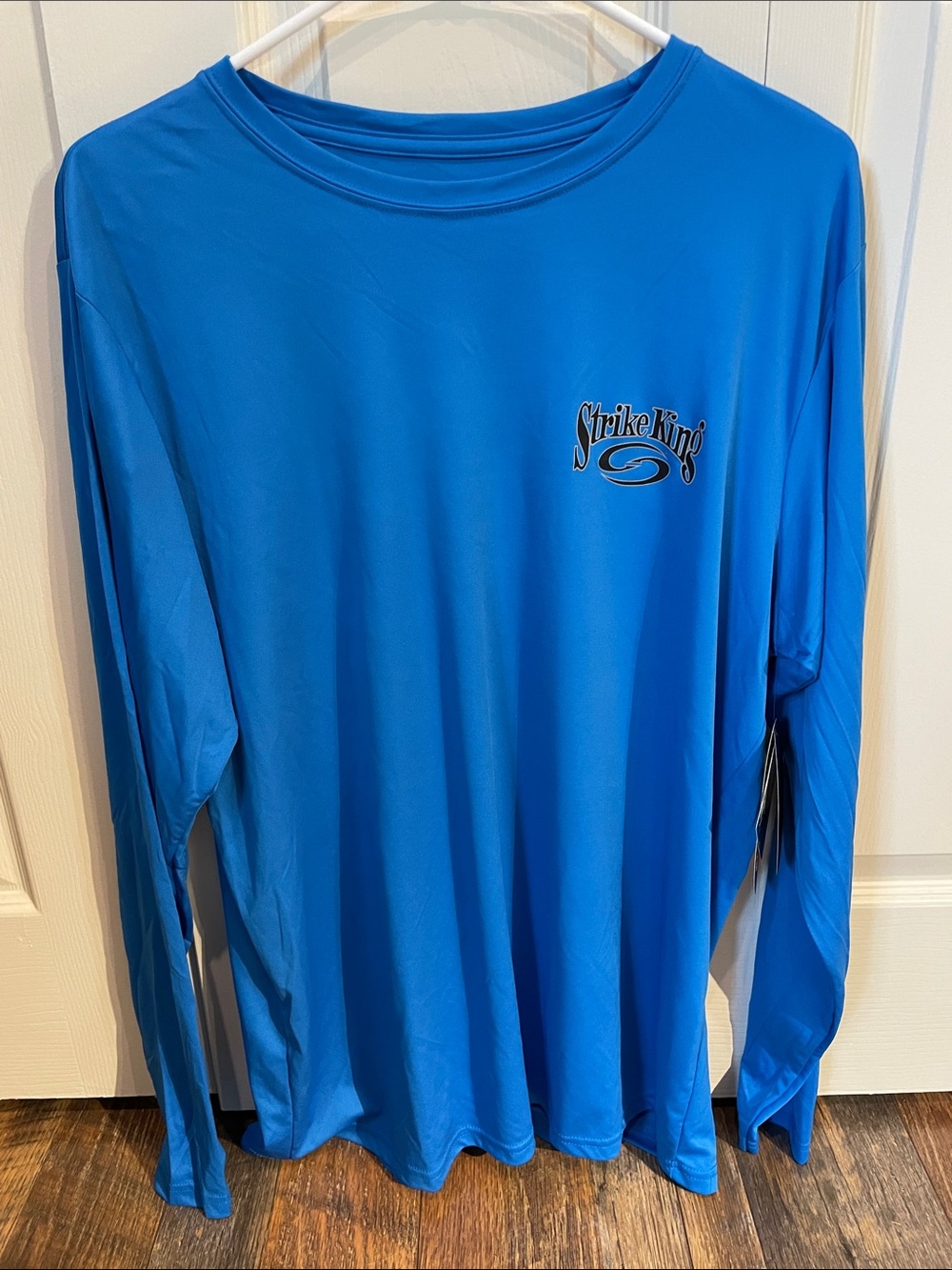 NWT Strike King Fishing Long-Sleeve Sun Shirt - Men’s Medium